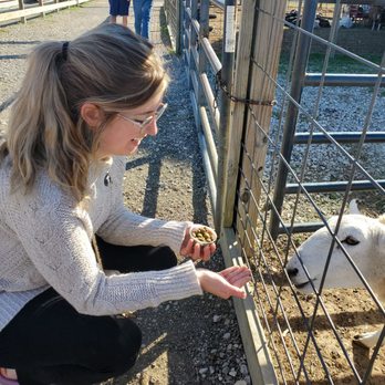 Eckert's Millstadt Fun Farm - Pick Your Own Farms Near Me - Millstadt, Illinois