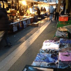 Marché des Quatre Chemins