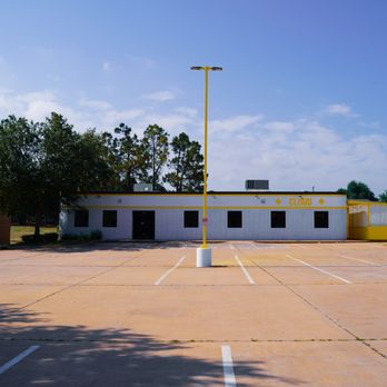 Cloud Soft Serve & Waffles - Exterior - Ice Cream & Frozen Yogurt Near Me - Edmond, Oklahoma Cloud Soft Serve & Waffles - Exterior - Ice Cream & Frozen Yogurt Near Me - Edmond, Oklahoma
