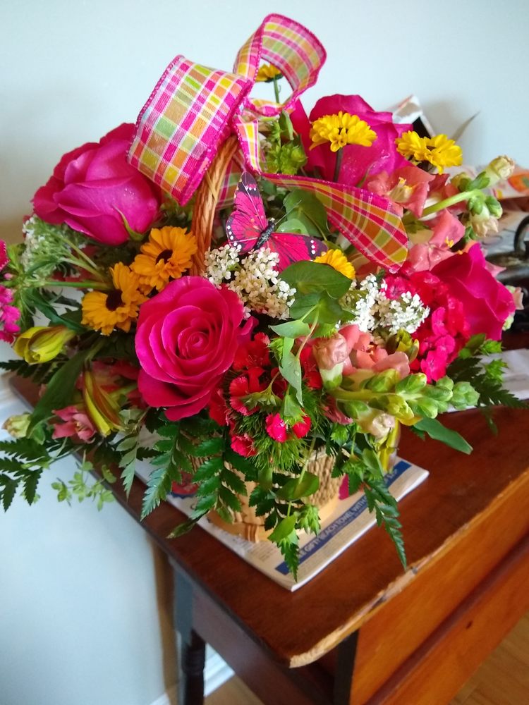 FLOWER MARKET Updated May 2024 25 Photos & 10 Reviews 625 Fifth