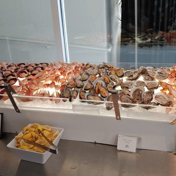 Circa 55 - Chilled seafood options - Bars Near Me - Beverly Hills, California