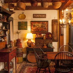 The Workshops of David T. Smith - The Workshops of David T. Smith has offered handmade reproduction of early American pottery and furniture since 1980.
