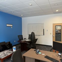 Brocs Pro Painting - Finish coats with an accent wall