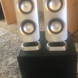 Selling Your Things - Insignia brand sub woofers