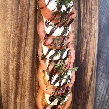 Piabella Artisan Wood-fired Pizza - Caprese Salad - Pizza Near Me - West Miami, Florida Piabella Artisan Wood-fired Pizza - Caprese Salad - Pizza Near Me - West Miami, Florida