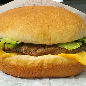 Dog & Suds - "Mini" Texas burger (single patty) - Diners Near Me - Richmond, Illinois