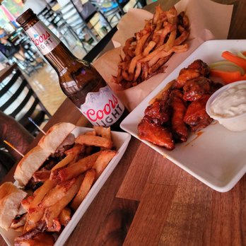 Diamonds Bar & Grill - Sliders, wings and the MOST AMAZING fries on Earth! - New American Near Me - Kihei, Hawaii Diamonds Bar & Grill - Sliders, wings and the MOST AMAZING fries on Earth! - New American Near Me - Kihei, Hawaii