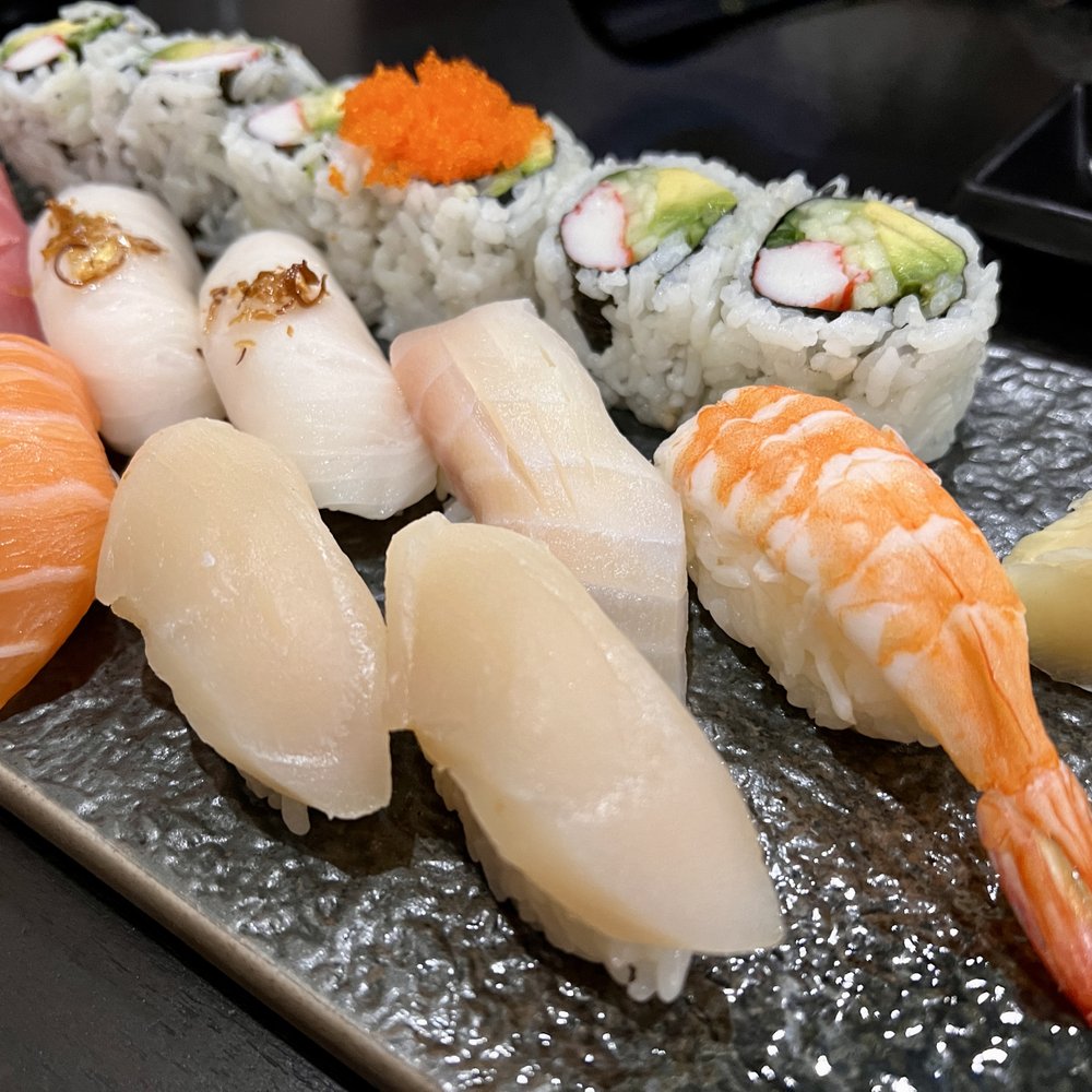 Kibo Sushi House - Sushi Combo C - Sushi Bars Near Me - Toronto, Ontario Kibo Sushi House - Sushi Combo C - Sushi Bars Near Me - Toronto, Ontario