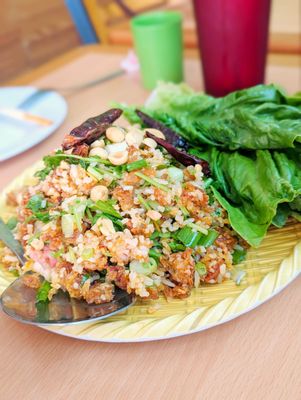 Banh Somtum by null