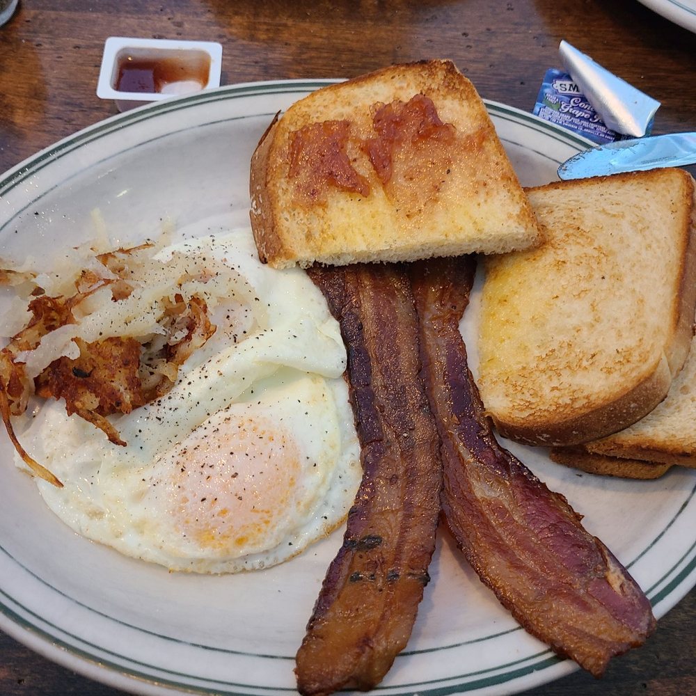 Davidson's - Eggs and bacon - American Near Me - Tigard, Oregon