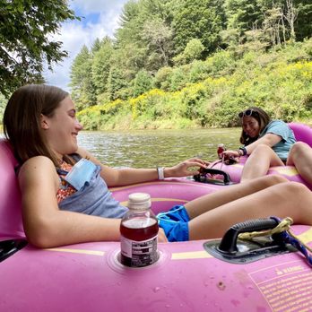 High Mountain Expeditions - Relaxing Tube Trip in Boone - Rafting/Kayaking Near Me - Boone, North Carolina High Mountain Expeditions - Relaxing Tube Trip in Boone - Rafting/Kayaking Near Me - Boone, North Carolina