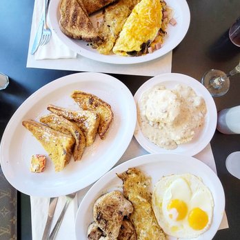 Zebra Club - The brunch spread - Dive Bars Near Me - Sacramento, California