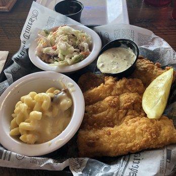 Crabby's Dockside - Fish & chips (sub mac n cheese for chips). Fish was crunchy til the end! - Seafood Near Me - Clearwater Beach, Florida Crabby's Dockside - Fish & chips (sub mac n cheese for chips). Fish was crunchy til the end! - Seafood Near Me - Clearwater Beach, Florida