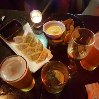 Little Red Pocket - Happy hour nibbles and drinkies - Japanese Near Me - Melbourne, VIC Little Red Pocket - Happy hour nibbles and drinkies - Japanese Near Me - Melbourne, VIC