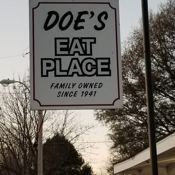 Doe's Eat Place - Steakhouses Near Me - Greenville, Mississippi