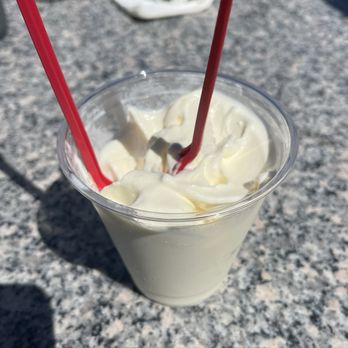 Bruxie - Custard - Chicken Shop Near Me - Davis, California
