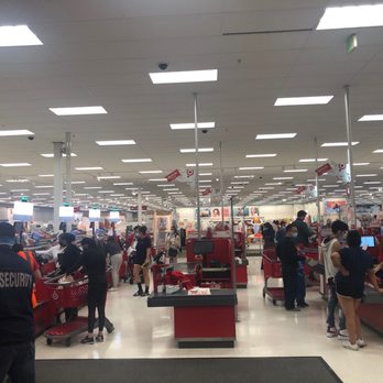 Target - Check out lines in the evening - Department Stores Near Me - Alameda, California