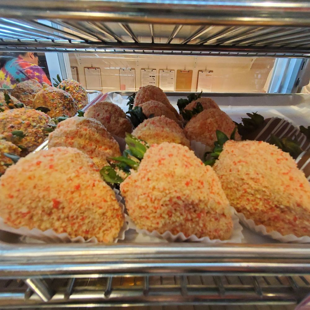 Dipped - Strawberries - Chocolatiers & Shops Near Me - Emeryville, California Dipped - Strawberries - Chocolatiers & Shops Near Me - Emeryville, California
