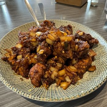 Yueh Tung Restaurant - Chili chicken (dry) - Hakka Near Me - Toronto, Ontario Yueh Tung Restaurant - Chili chicken (dry) - Hakka Near Me - Toronto, Ontario