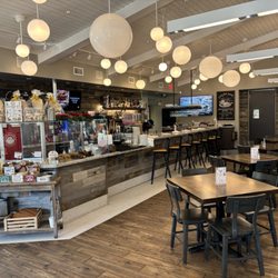 Maple and Cream Restaurant - Inside