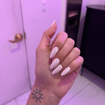 Gloss Nail Bar - Nail Salons Near Me - Houston, Texas Gloss Nail Bar - Nail Salons Near Me - Houston, Texas