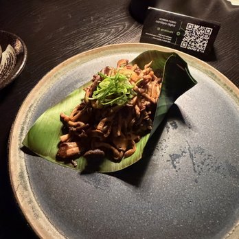 Tatá Sushi - Sushi Bars Near Me - São Paulo, SP