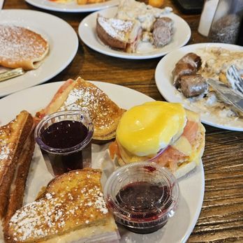 Brekkies - Breakfast & Brunch Near Me - Solvang, California