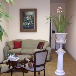 B&B Auto Body - Lobby
