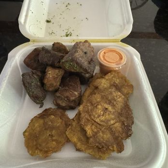 La Promesa - Beef and tostones - Food Trucks Near Me - Waukesha , Wisconsin La Promesa - Beef and tostones - Food Trucks Near Me - Waukesha , Wisconsin