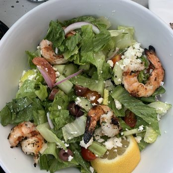 Pepe Giallo - Greek salad with Shrimp - Italian Near Me - New York, New York Pepe Giallo - Greek salad with Shrimp - Italian Near Me - New York, New York