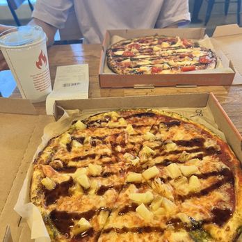 Blaze Pizza - Build Your Own Pizza (11-inch) - Salad Near Me - Davie, Florida Blaze Pizza - Build Your Own Pizza (11-inch) - Salad Near Me - Davie, Florida