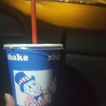 Blake's Lotaburger - UGH THIS SHAKE SUCKS I THREW IT AWAY SMH - Burgers Near Me - Tucson, Arizona