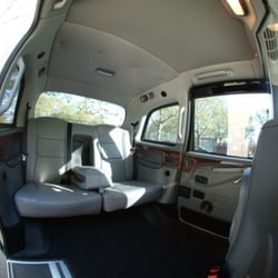 Austin Express Cab - Clean taxi, it is the best taxi in Austin, cheap taxi, cheap cab service, 15 passenger van, cab van