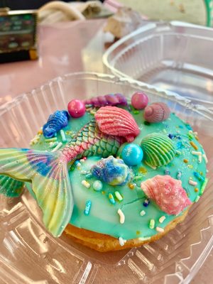 Sugarbox Donuts by null