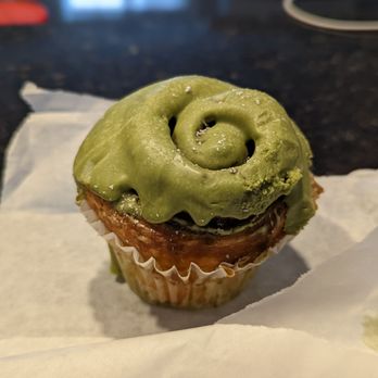 Fuji Bakery - Matcha cruffin - Bakeries Near Me - Seattle, Washington