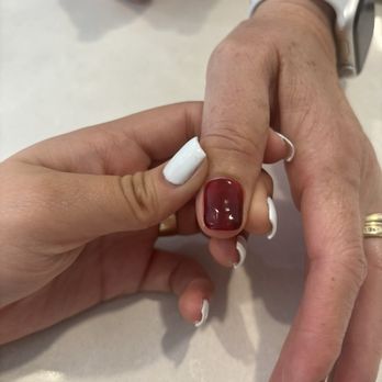 Metro Nail Lounge - Nail Salons Near Me - Corona, California
