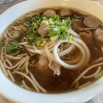Ying's Thai-Sushi - Pho beef - Sushi Bars Near Me - Sandy, Utah Ying's Thai-Sushi - Pho beef - Sushi Bars Near Me - Sandy, Utah
