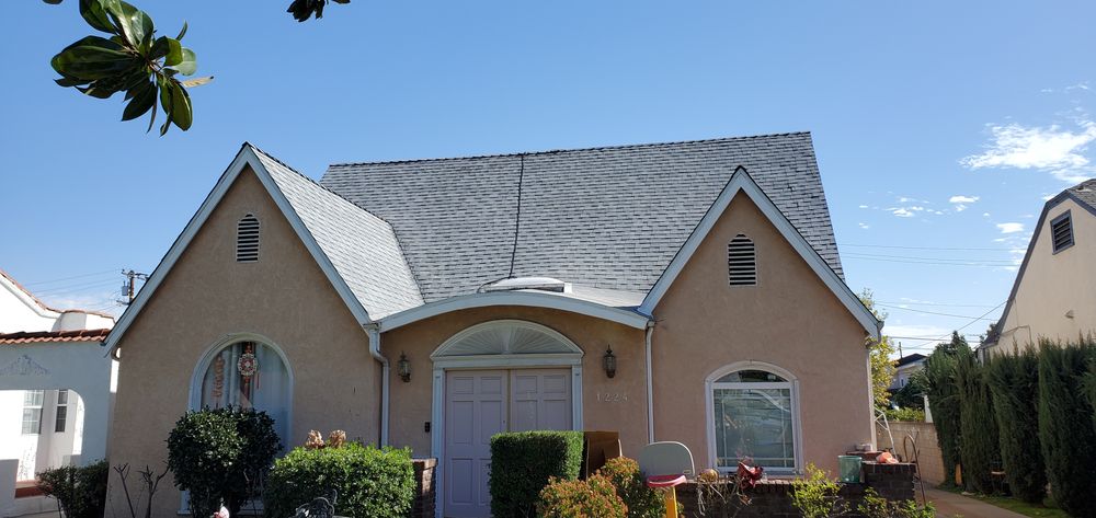 Slide of Zen Roofing