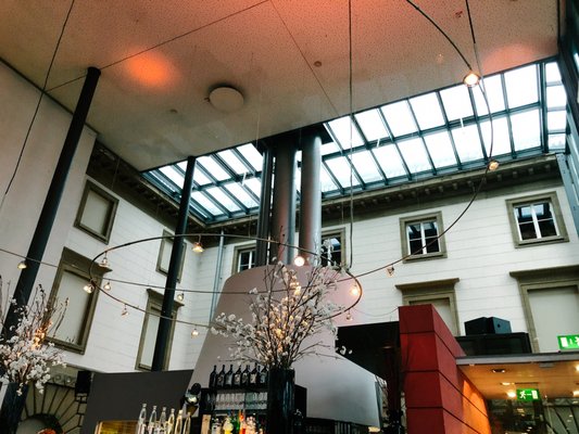 HOLBEIN’S - 95 Photos & 100 Reviews - Holbeinstr. 1, Frankfurt am Main ...