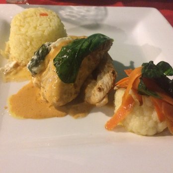 La Vaquita - Spinach stuffed chicken - Seafood Near Me - San Felipe, BCN