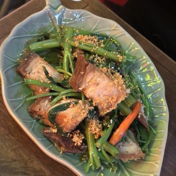 Hungry Thirsty - Thai Near Me - Brooklyn, New York