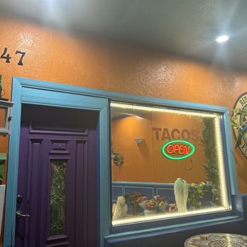 El Mariachi Loco - the front of a restaurant - Mexican Near Me - Tujunga, California El Mariachi Loco - the front of a restaurant - Mexican Near Me - Tujunga, California