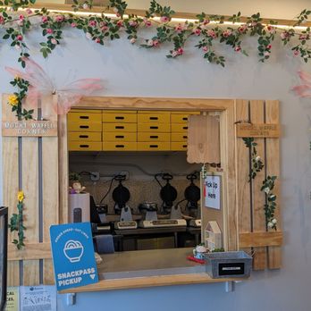 Mochi Waffle Corner - Waffles Near Me - Mountain View, California Mochi Waffle Corner - Waffles Near Me - Mountain View, California