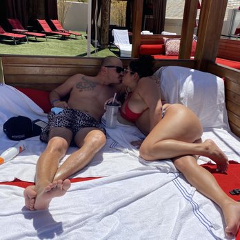 Moorea Beach Club - Daybed pool side - Swimming Pools Near Me - Las Vegas, Nevada Moorea Beach Club - Daybed pool side - Swimming Pools Near Me - Las Vegas, Nevada