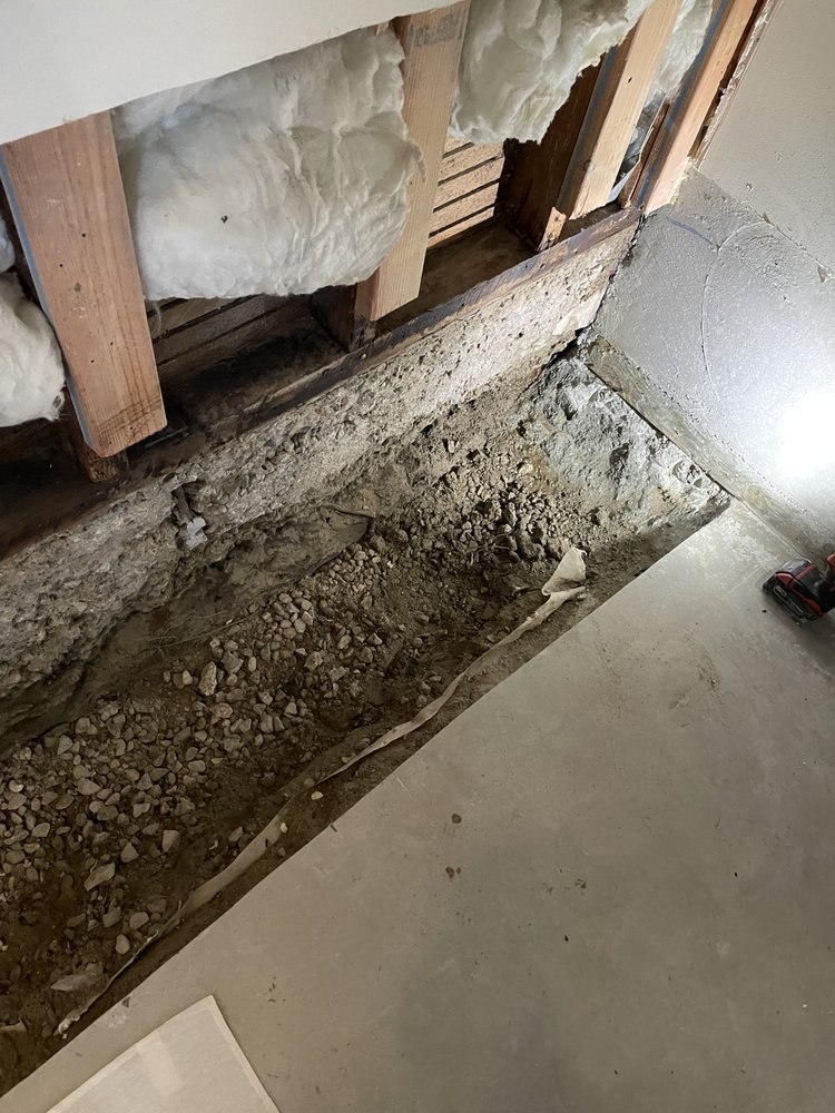 Slide of A R Contracting