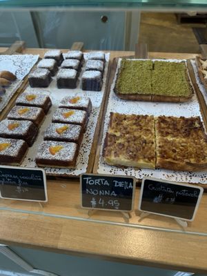 Mamma Leone Bakery by null
