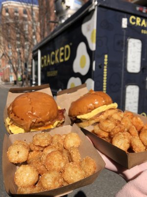 Cracked Eggery by null