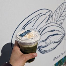 Jasmine Green Tea with Nut Cream