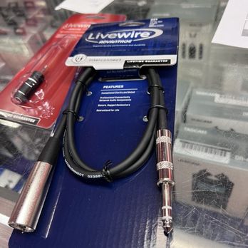 Guitar Center - Musical Instruments & Teachers Near Me - Highland Park, Illinois