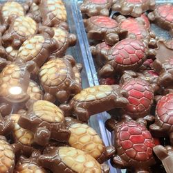 The Frenchman's Corner - Caramel turtles and fruit chocolate turtles.